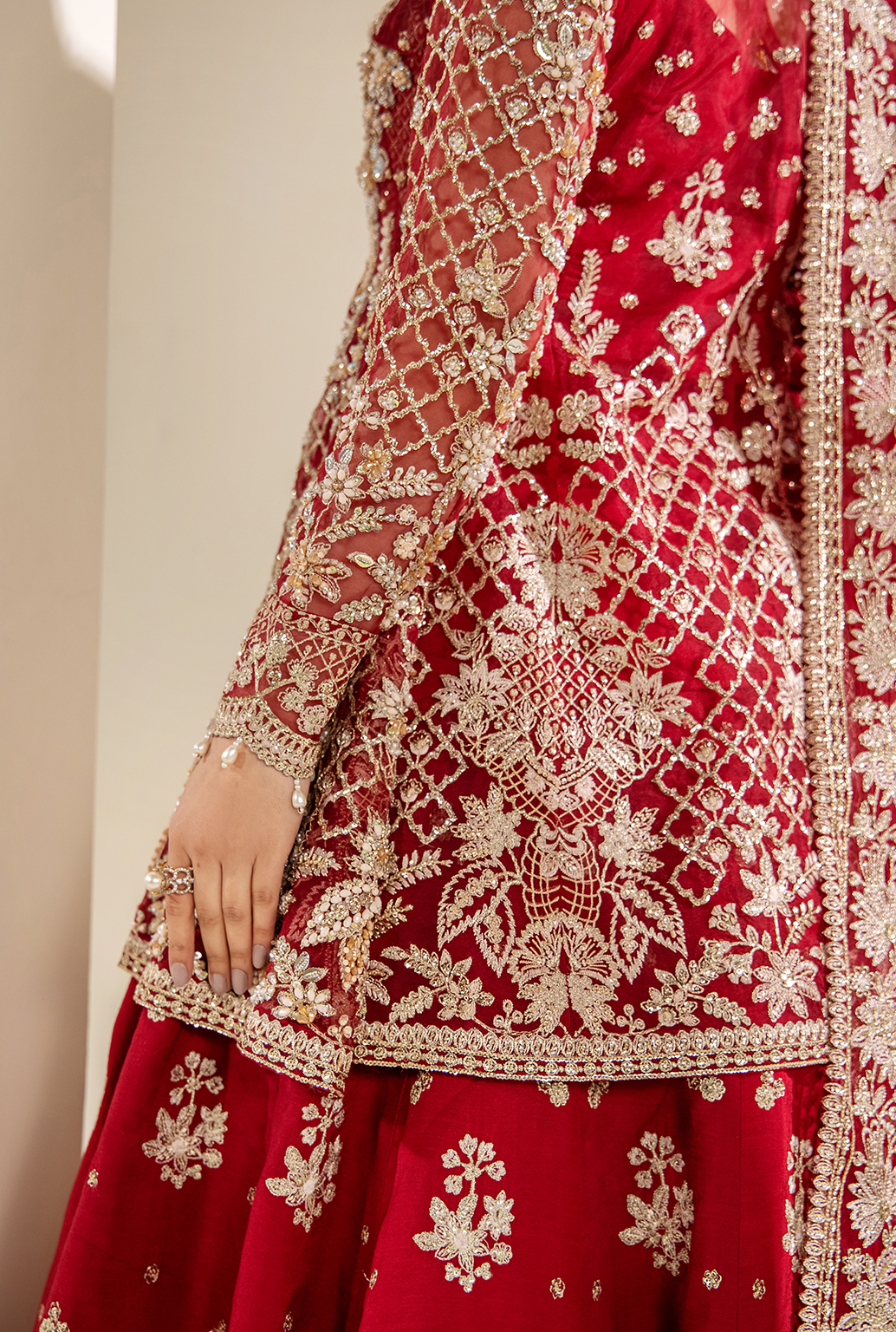Saad Shaikh Amelie Style — Mairaz Maroon Lehenga