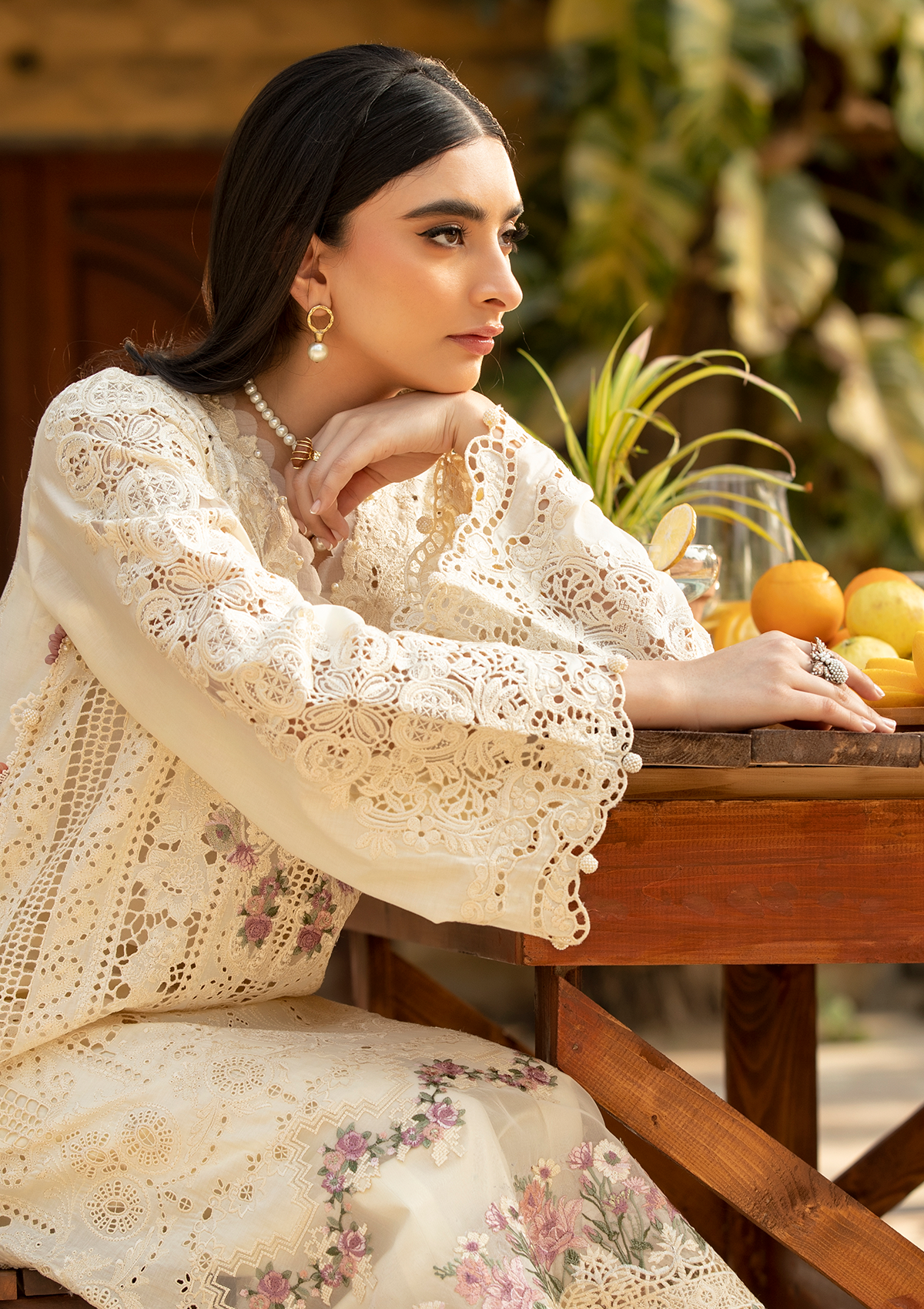 Elaf Premium ELM-11 Kohinoor Style — Mairaz Off White Lawn Suit