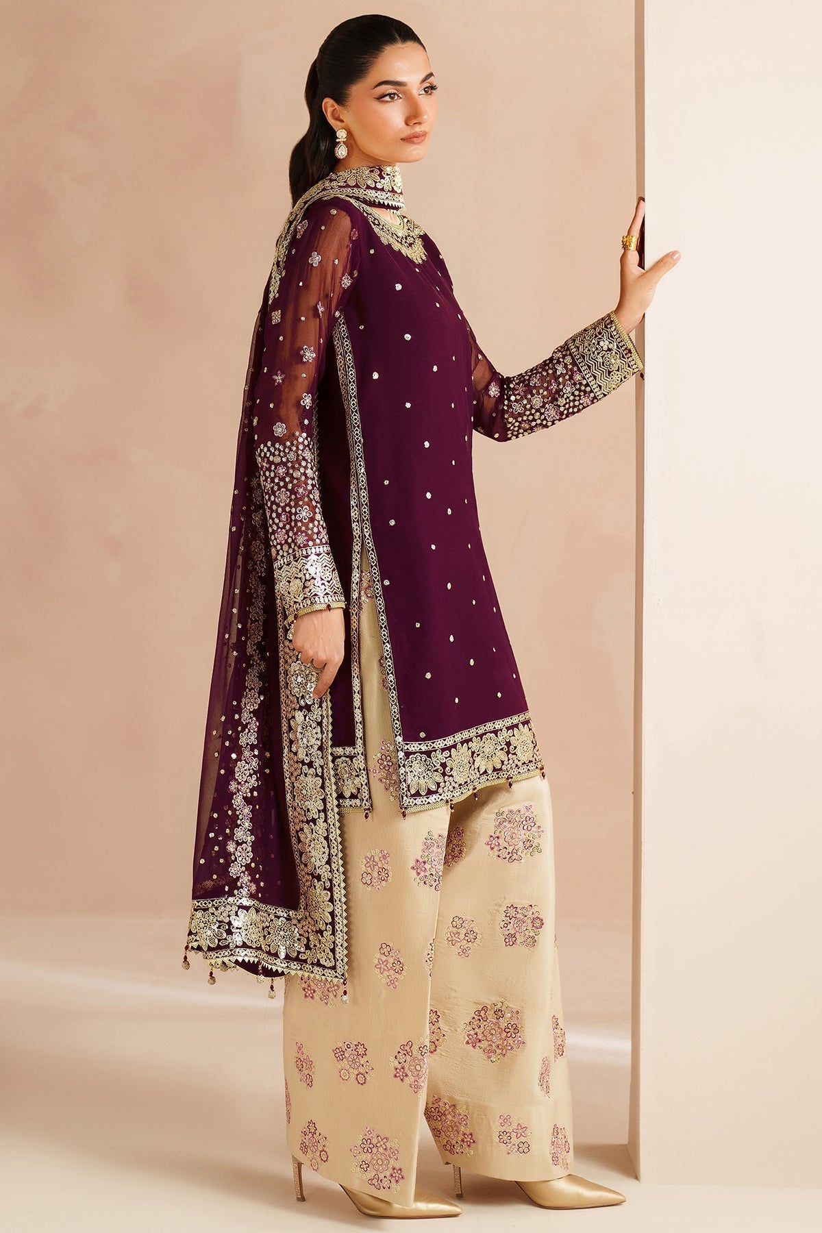 Farasha Maple Glow Style — Mairaz Three-Piece Suit