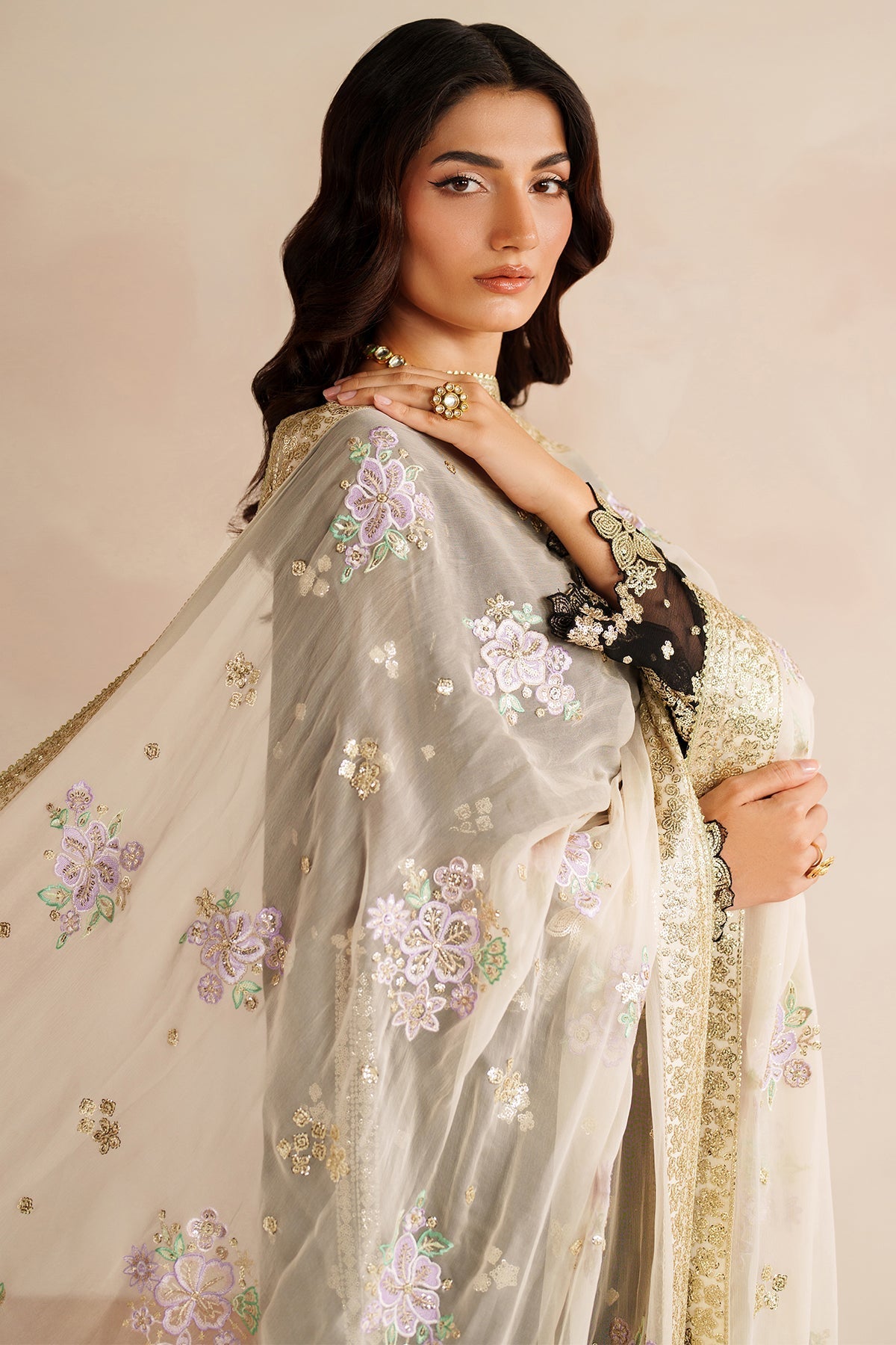 Farasha Gold Shadow Style — Mairaz Three-Piece Suit
