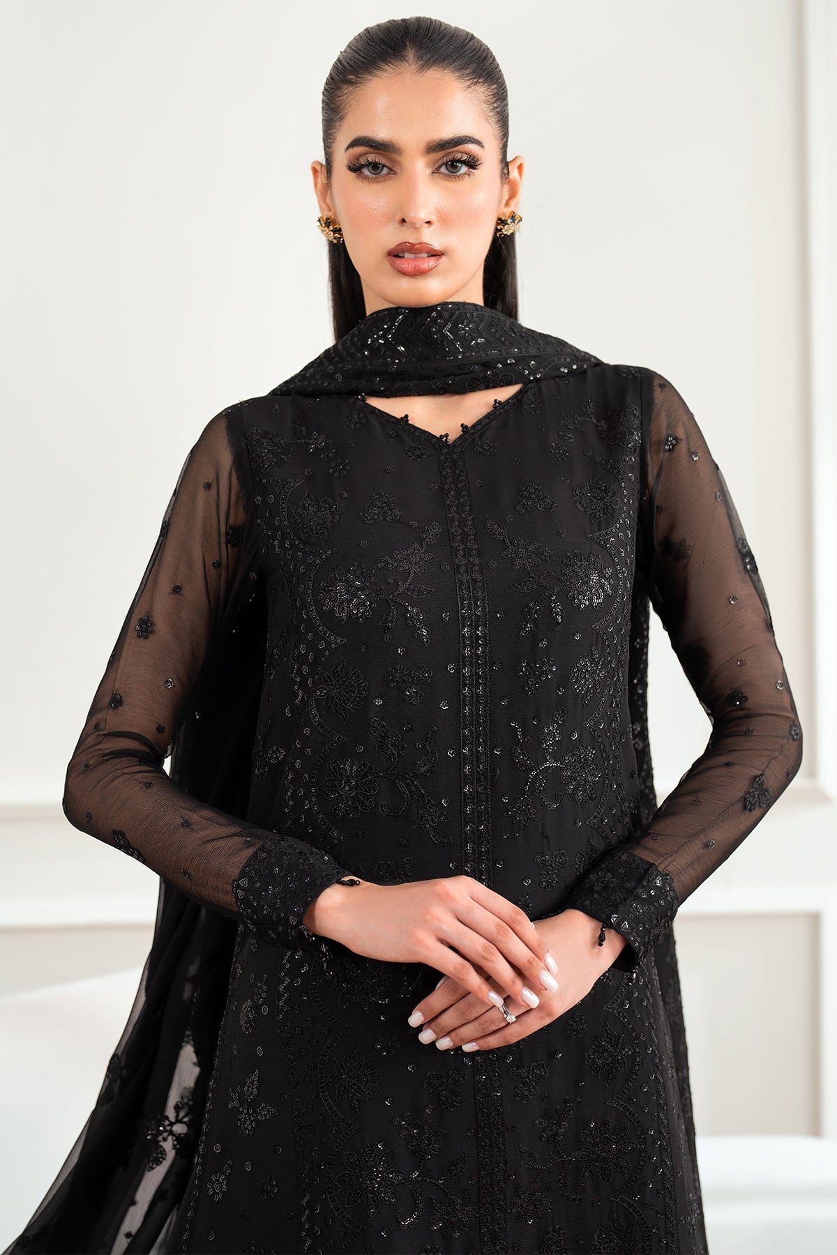 Farasha Dark Whisper Style — Mairaz Three-Piece Suit