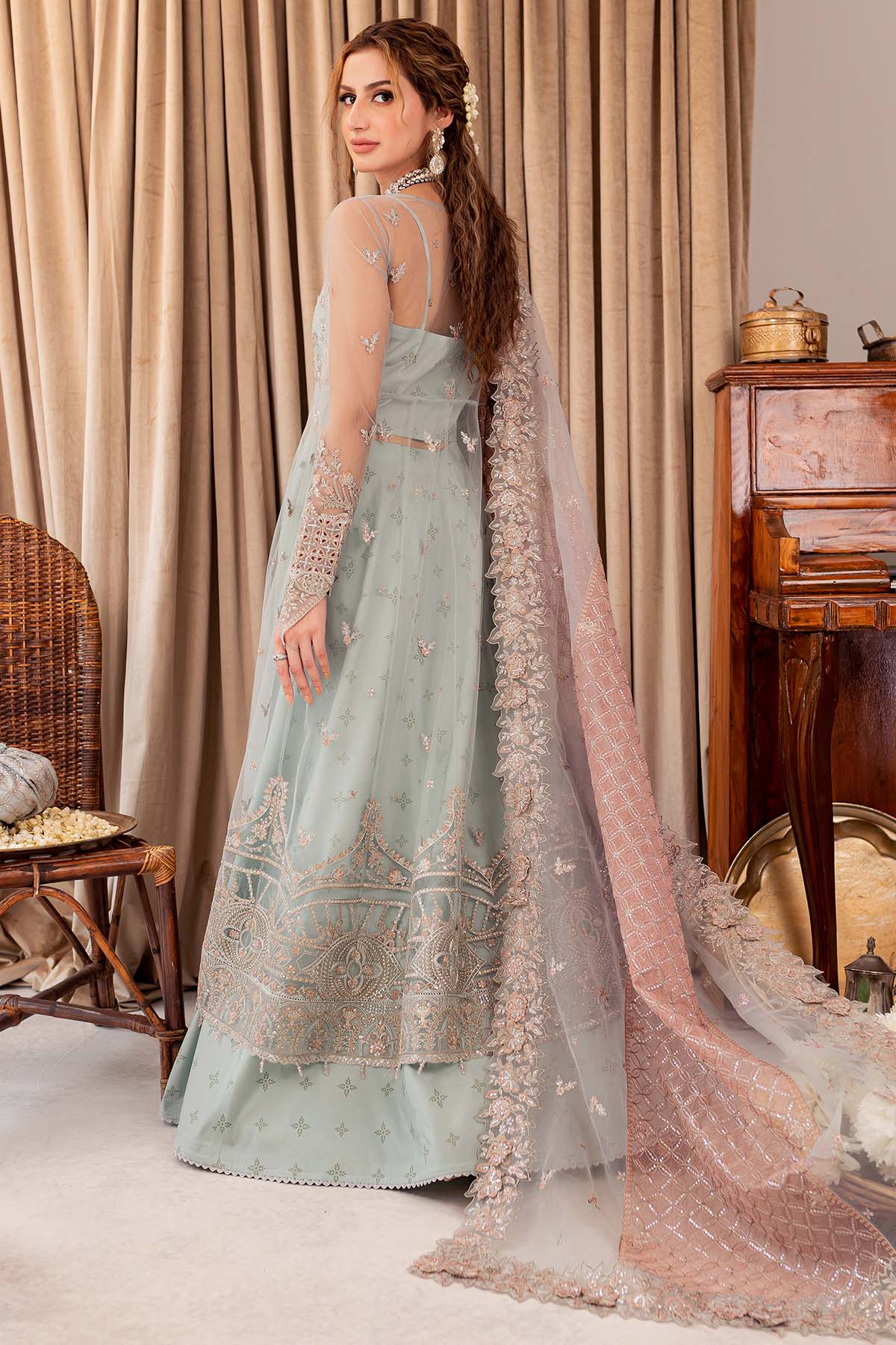 Farasha Camilla Style — Mairaz Three-Piece Suit
