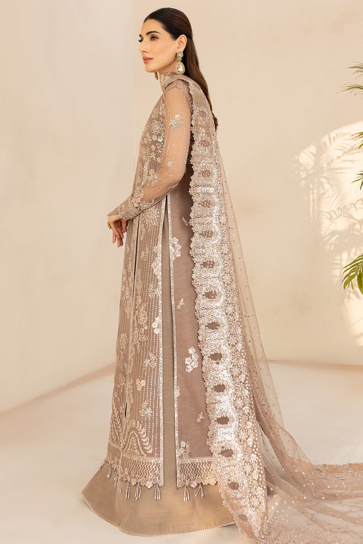 Farasha Misty Grace Style — Mairaz Three-Piece Suit