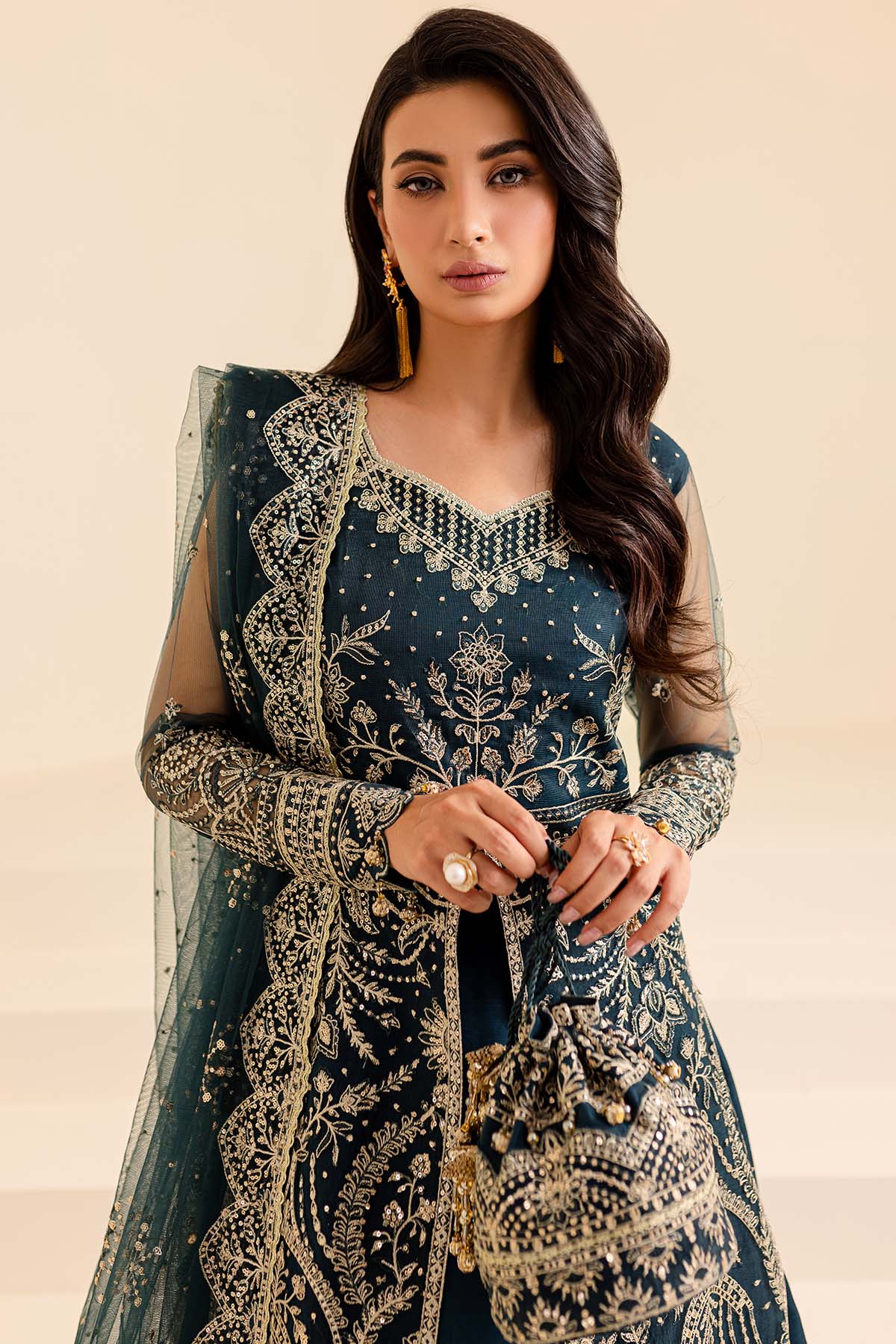 Farasha Petal Dream Style — Mairaz Three-Piece Suit