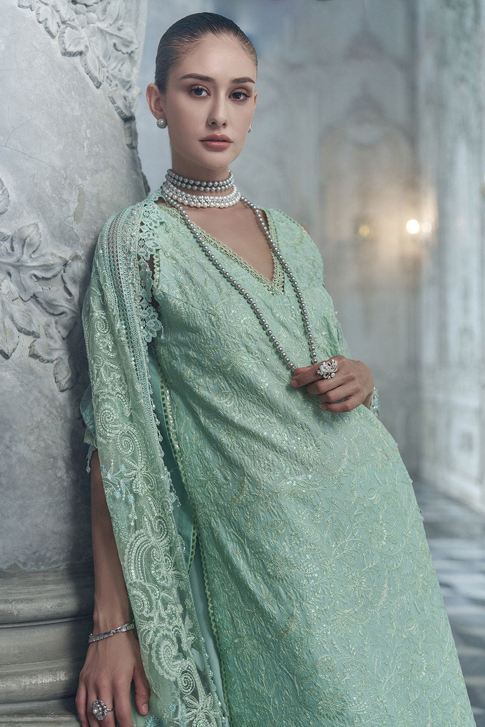 Sobia Nazir LEE26-4B Style — Mairaz Lawn Suit