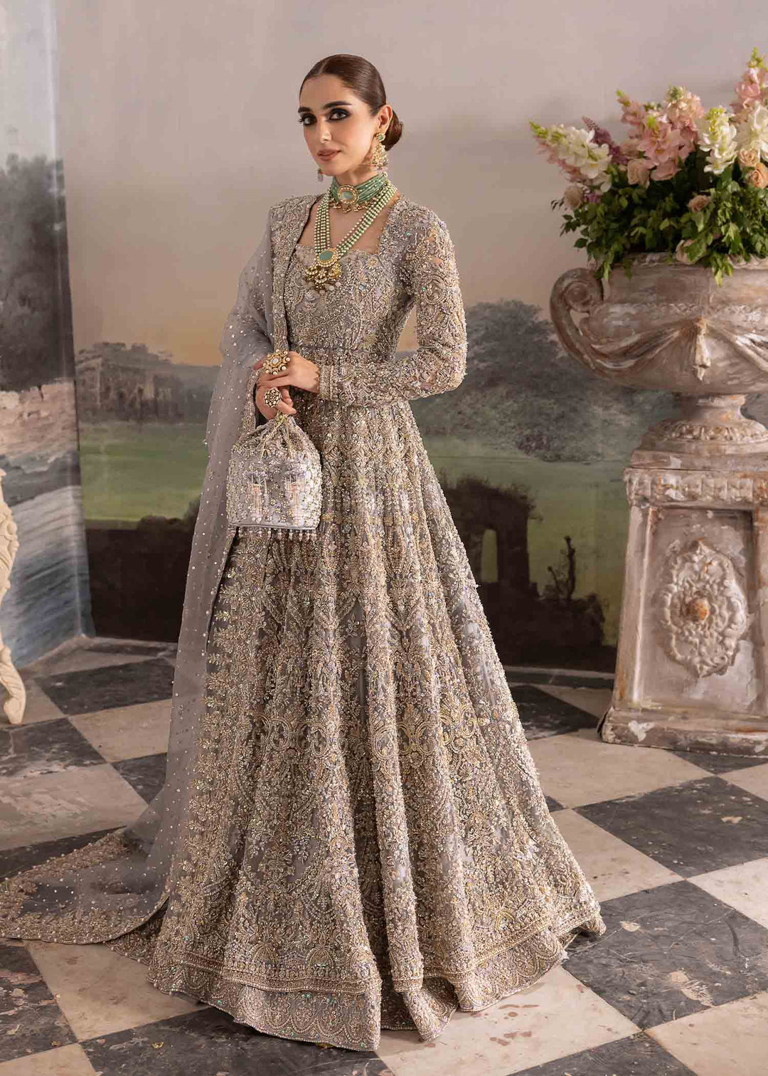 Kanwal Malik – Tania Style