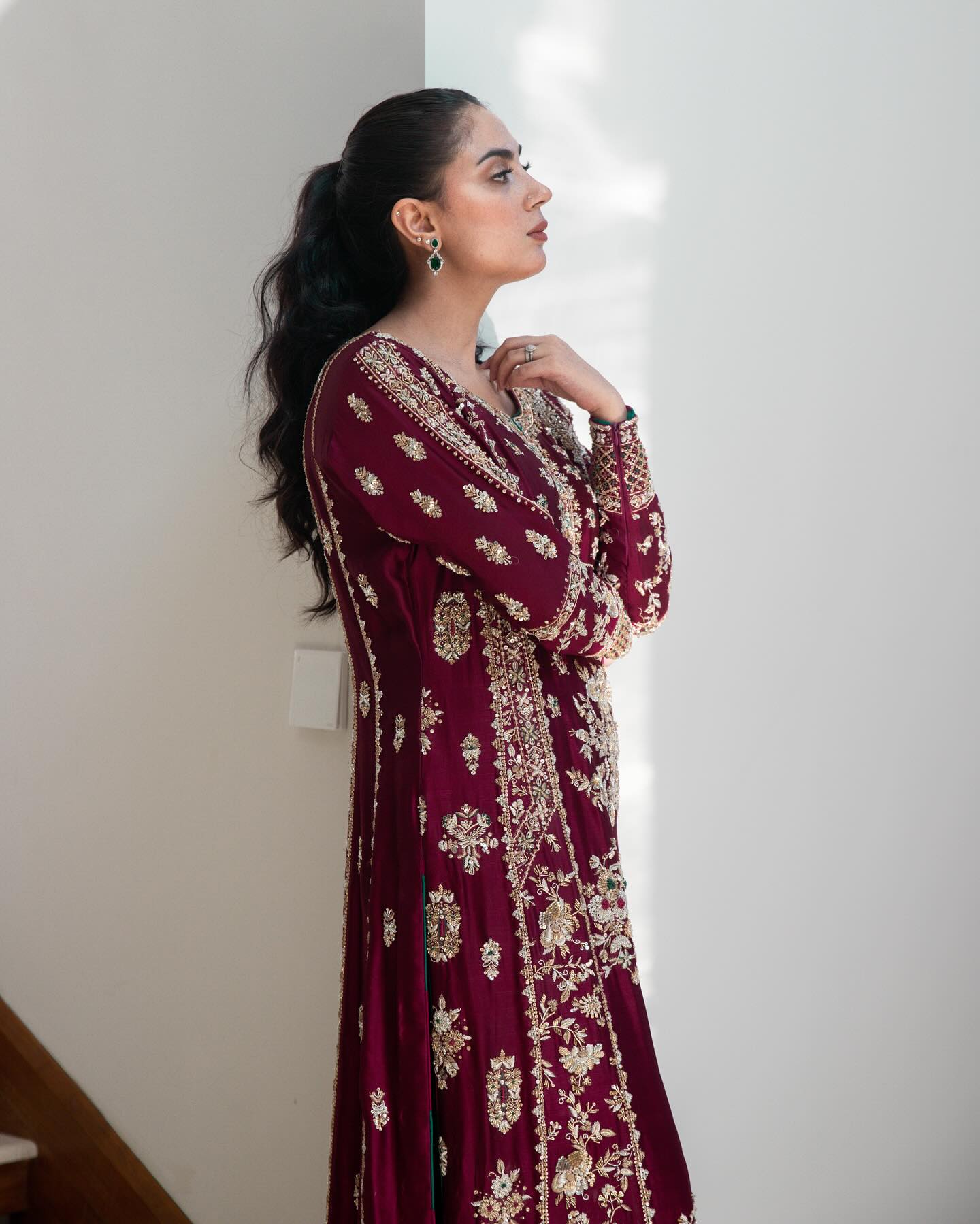 Waqar Asghar Mah-e-Gul style — Mairaz deep maroon three-piece suit reference, view 3 of 4