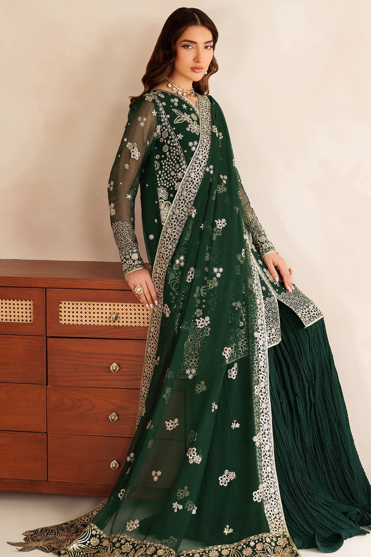 Farasha Silken Glow Style — Mairaz Three-Piece Suit