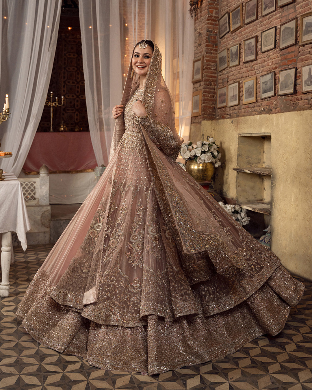 Faiza Saqlain – Mahra Style