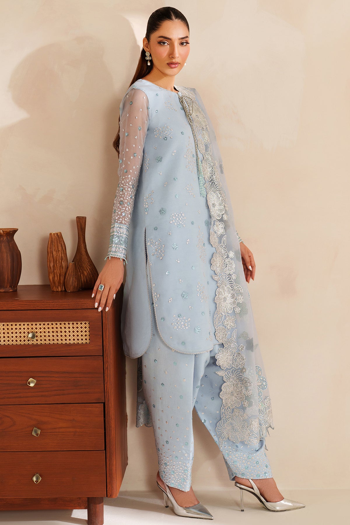 Farasha Frosted Mist Style — Mairaz Three-Piece Suit