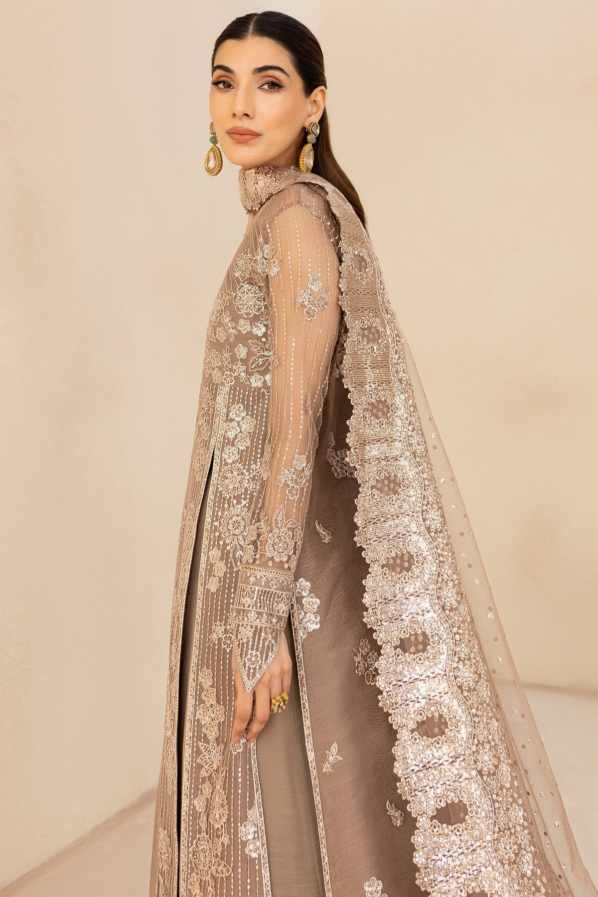 Farasha Misty Grace Style — Mairaz Three-Piece Suit