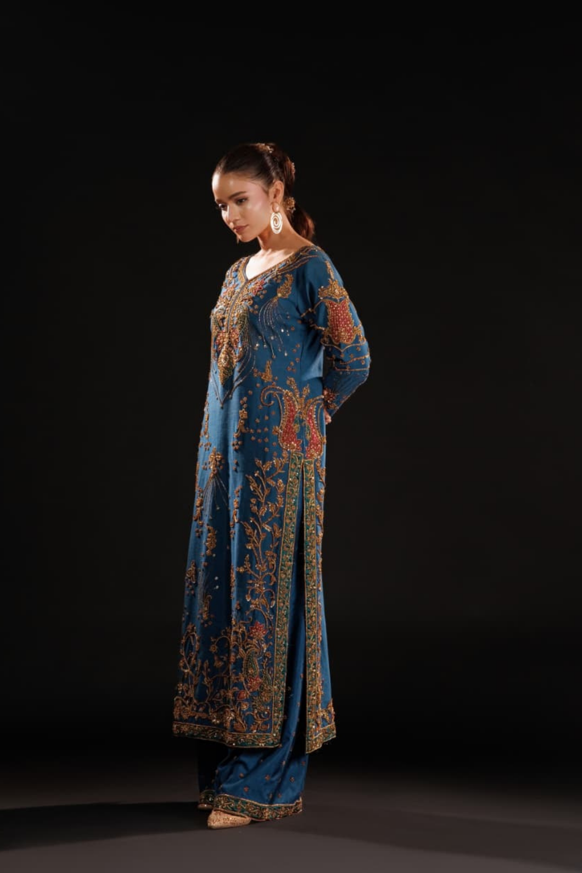 Usama Silk Azure Dynasty style — Mairaz azure blue reference, view 5 of 10