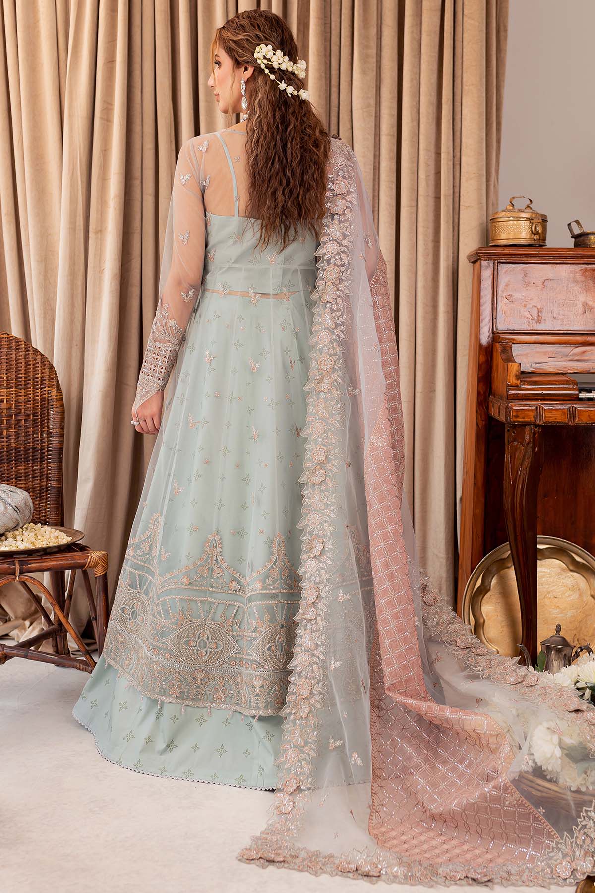 Farasha Camilla Style — Mairaz Three-Piece Suit