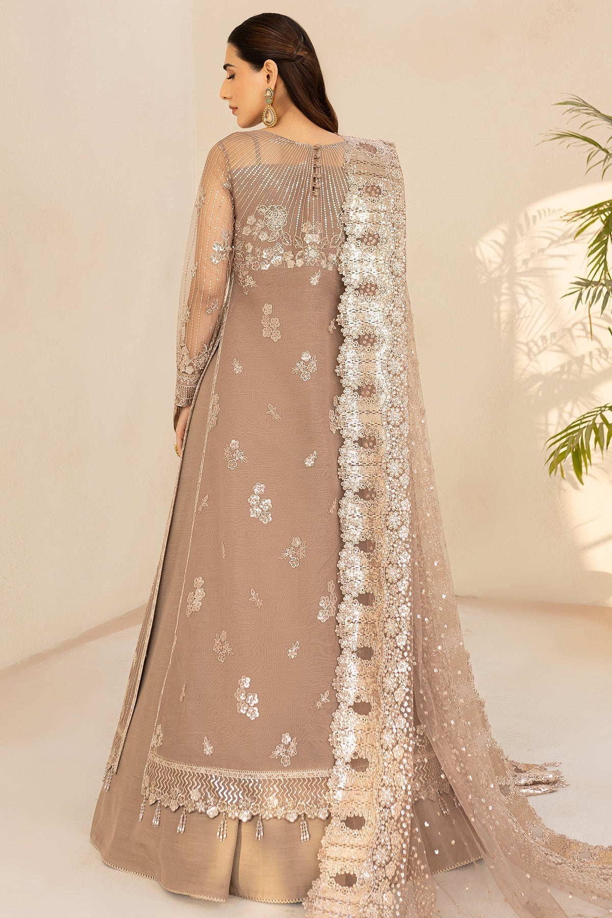 Farasha Misty Grace Style — Mairaz Three-Piece Suit
