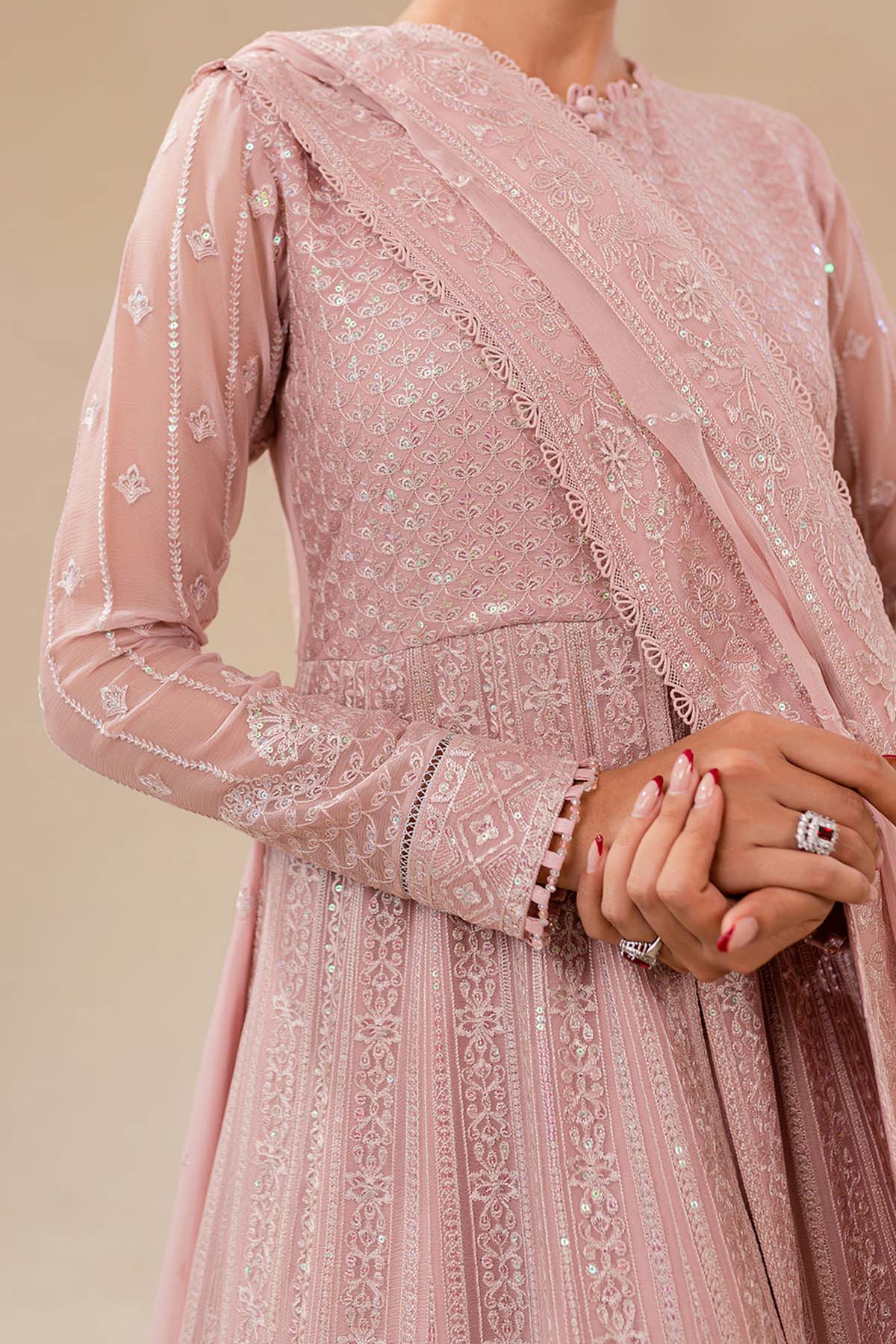 Farasha Sophie Style — Mairaz Three-Piece Suit