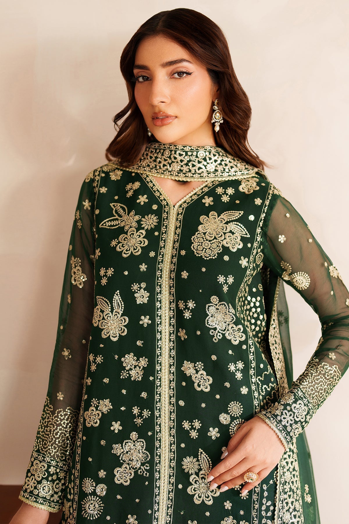 Farasha Silken Glow Style — Mairaz Three-Piece Suit