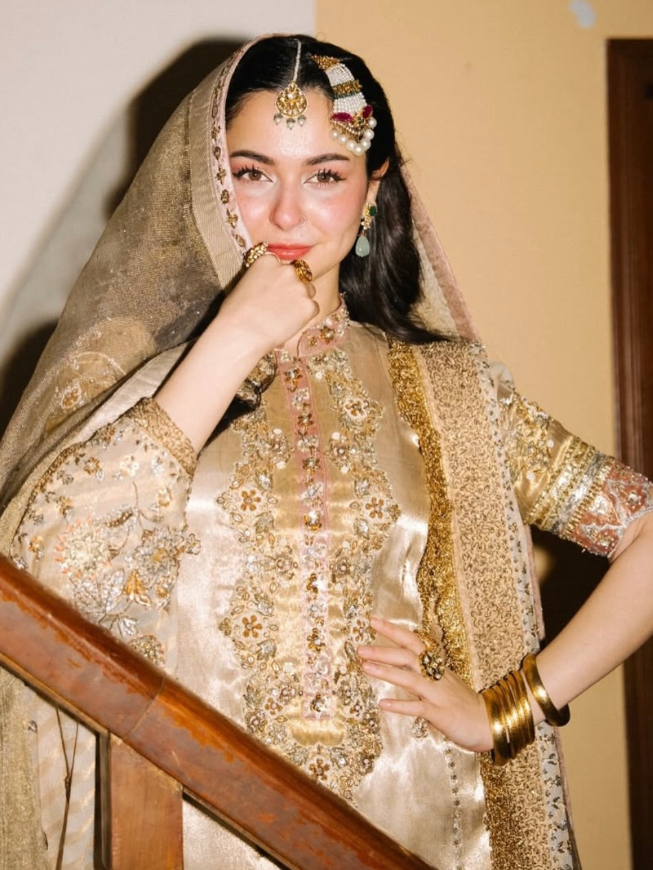 Faiza Samee style — Mairaz gold farshi gharara reference, view 5 of 6