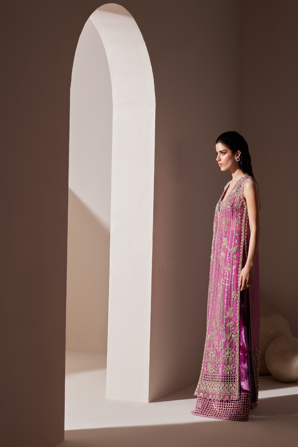 Soraya – Verdant Style (Dusty Rose Magenta) — Mairaz reproduction, product view 5 of 6