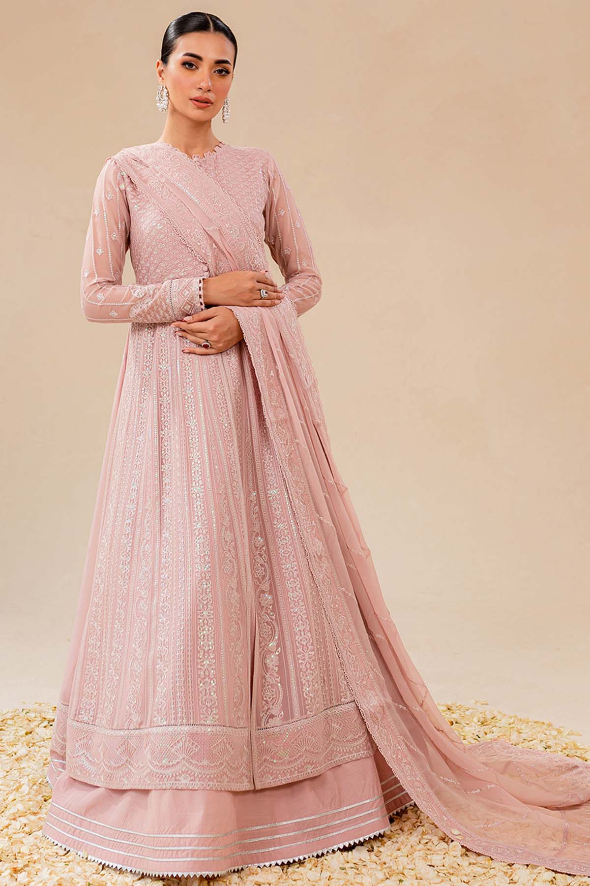 Farasha Sophie Style — Mairaz Three-Piece Suit