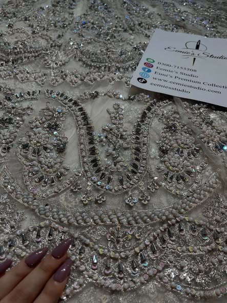 Gulaal Eredita B-4 Style — Mairaz White Lehenga