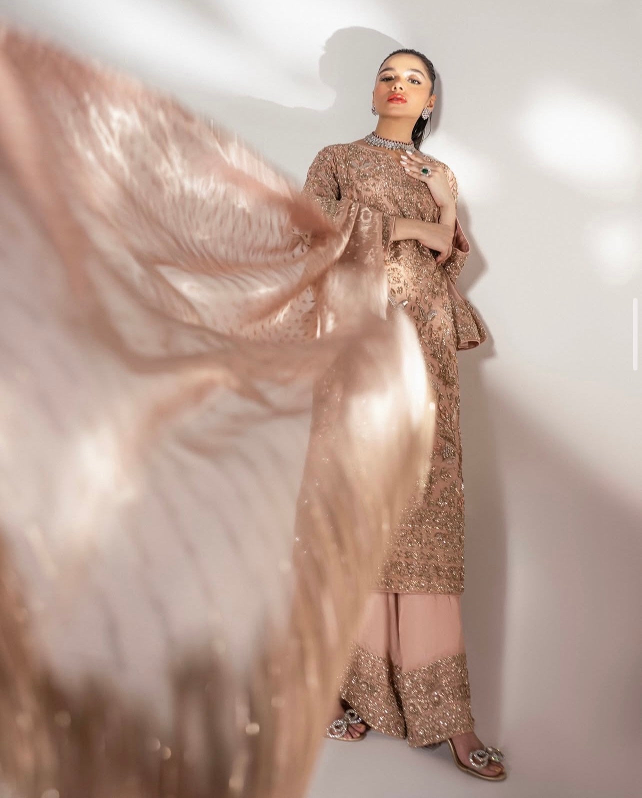 Honey Waqar INARA Style — Mairaz Formal Ensemble