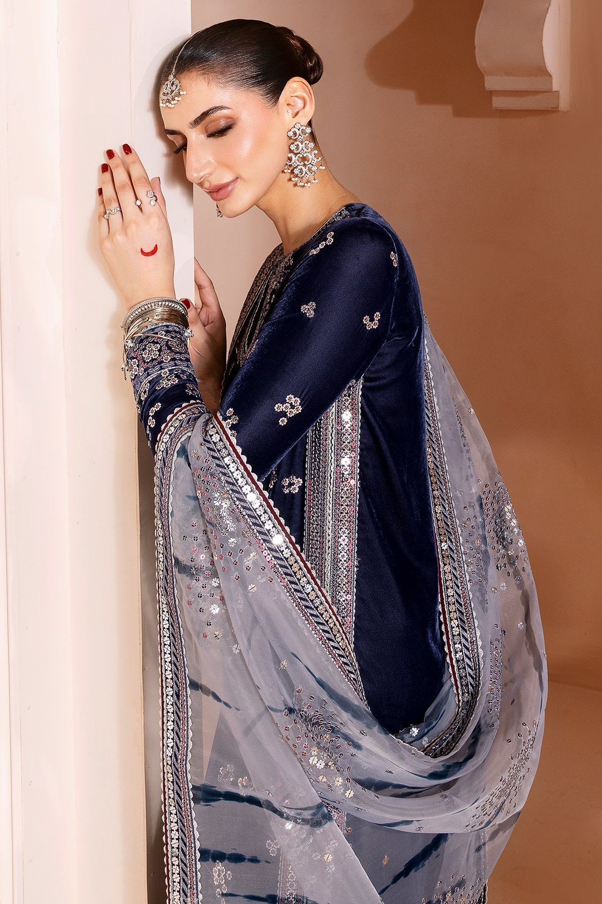 Jazmin CVF D-03 Style — Mairaz Three-Piece Suit