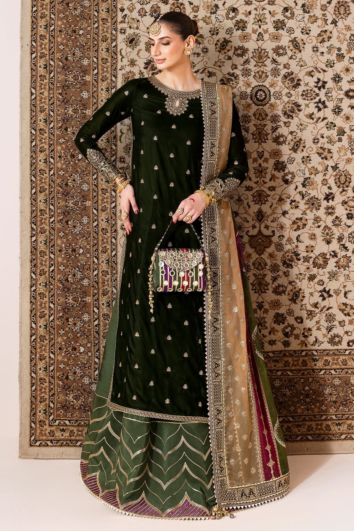 Jazmin CVF D-09 Style — Mairaz Three-Piece Suit