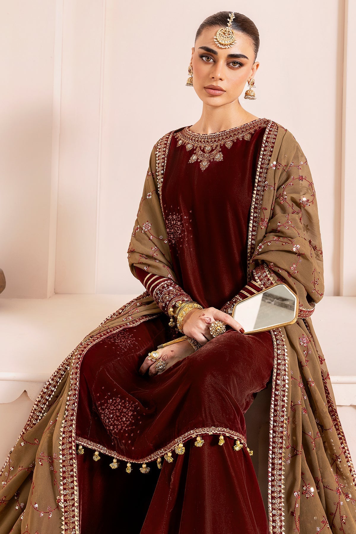 Jazmin CVF D-07 Style — Mairaz Three-Piece Suit