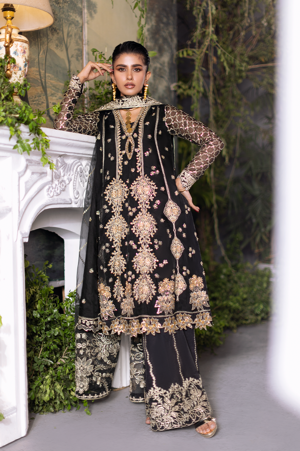 Farida Hasan Celestia Style — Mairaz Embellished Organza Formal Suit