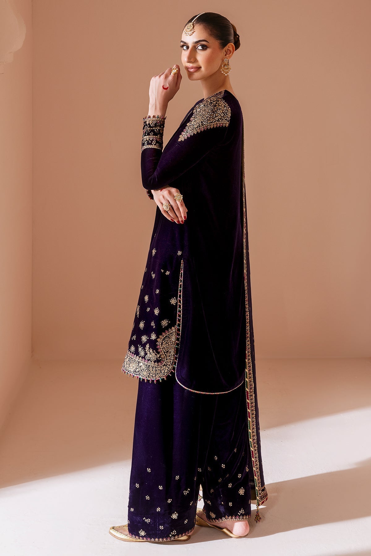 Jazmin CVF D-08 Style — Mairaz Three-Piece Suit