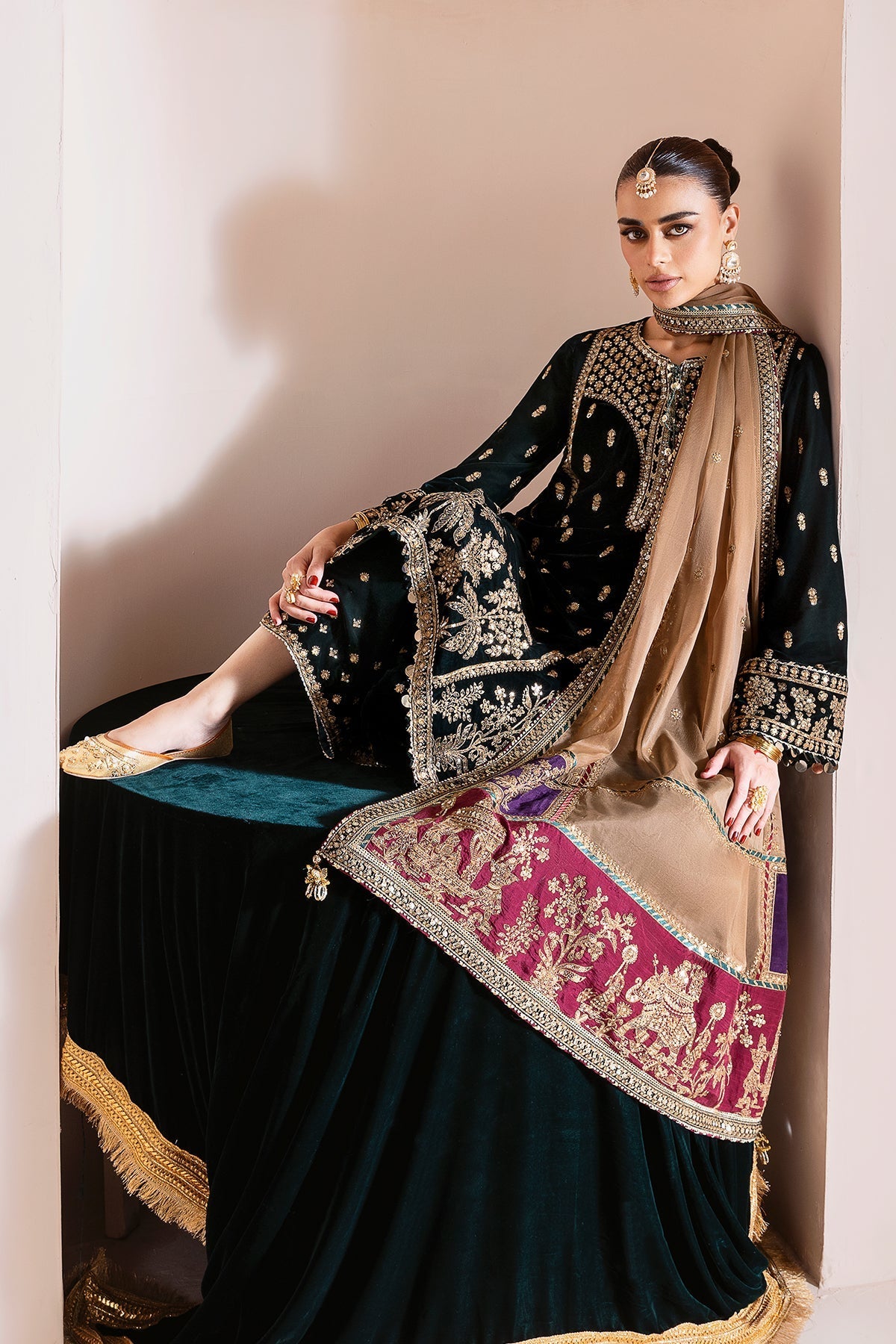Jazmin CVF D-01 Style — Mairaz Three-Piece Suit