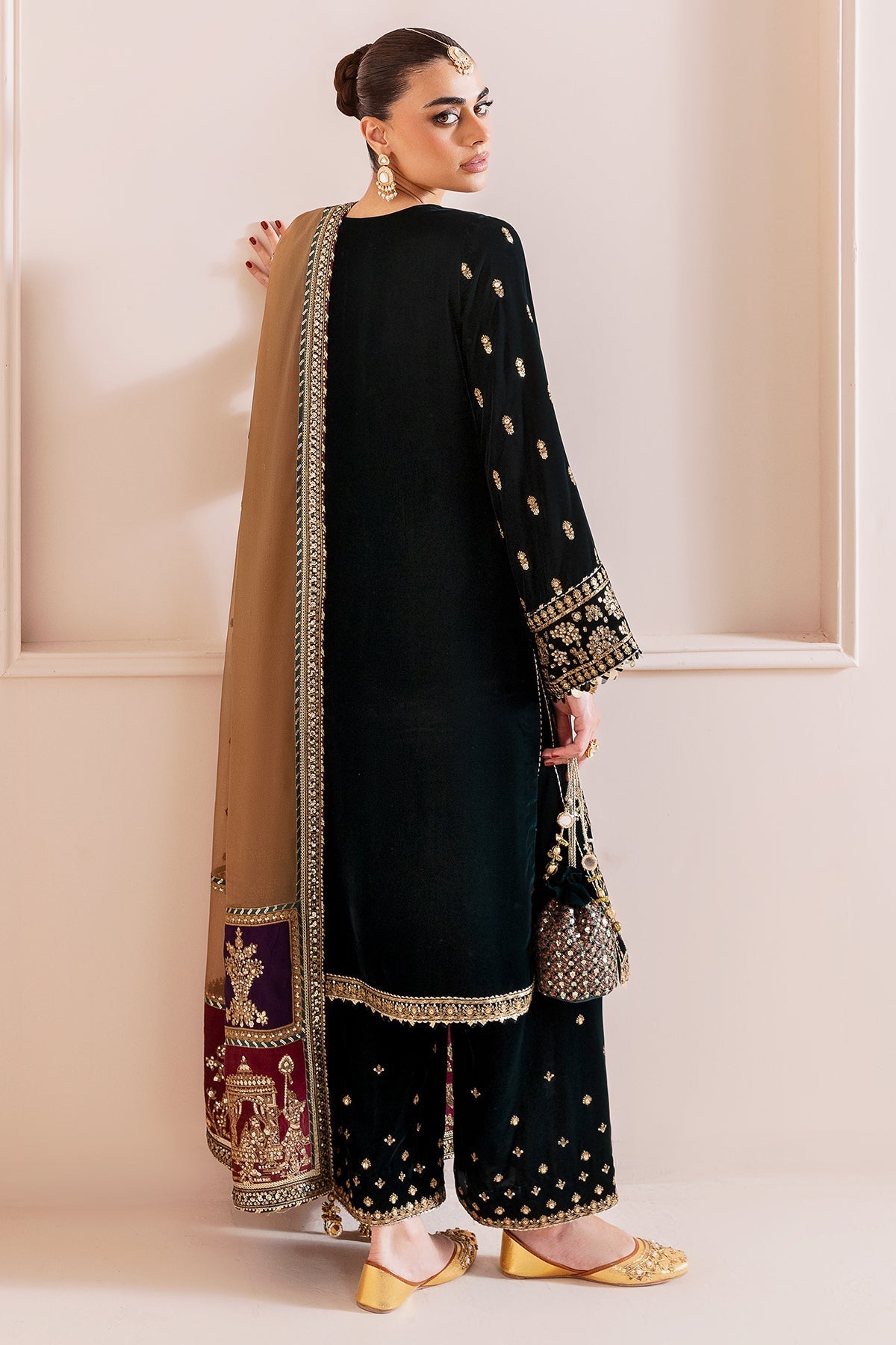 Jazmin CVF D-01 Style — Mairaz Three-Piece Suit