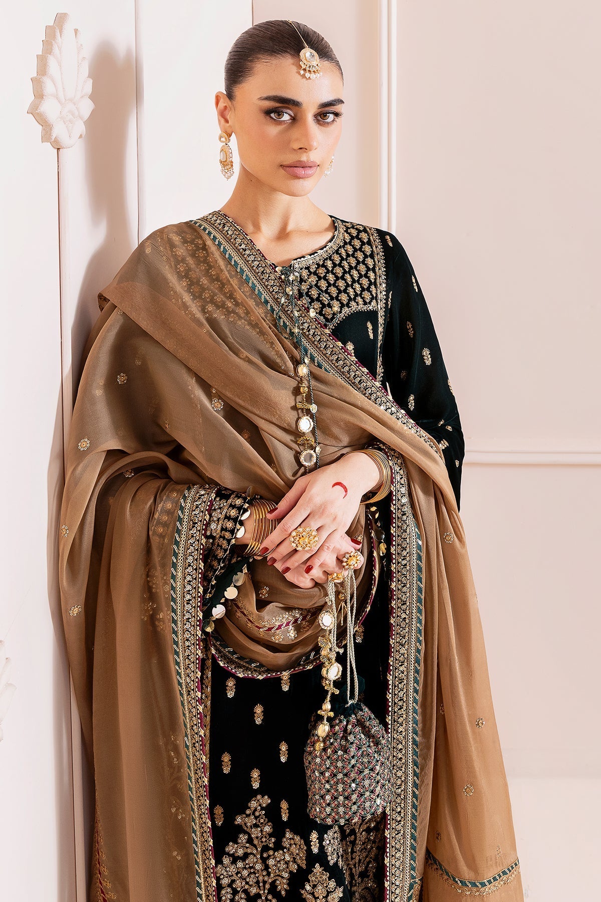 Jazmin CVF D-01 Style — Mairaz Three-Piece Suit