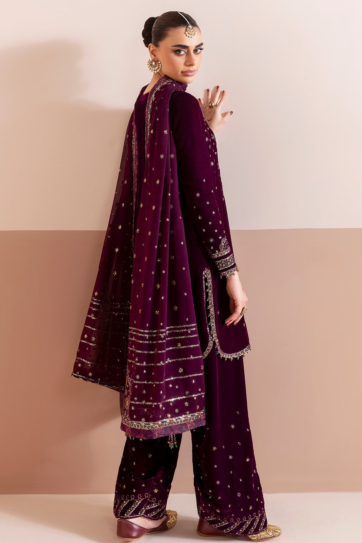 Jazmin CVF D-05 Style — Mairaz Three-Piece Suit