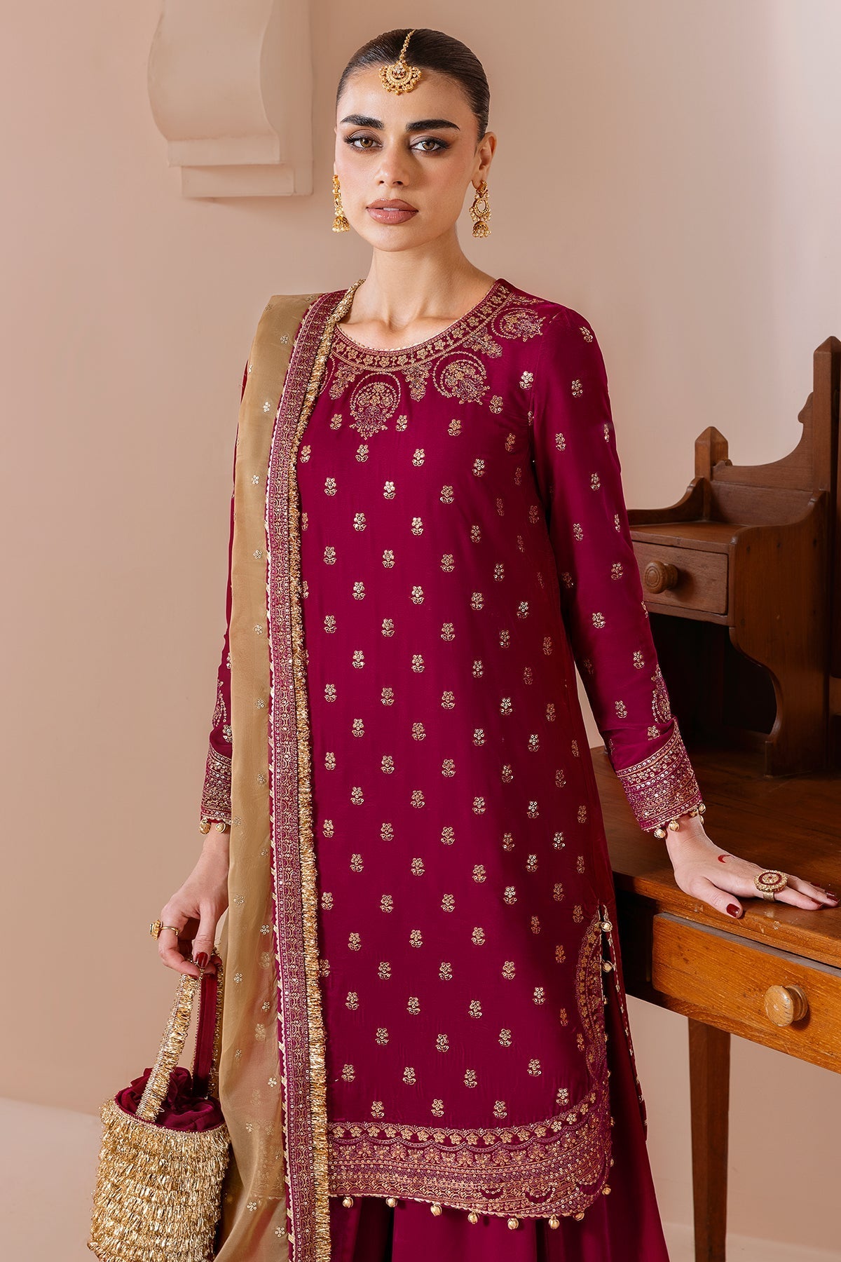 Jazmin CVF D-11 Style — Mairaz Three-Piece Suit