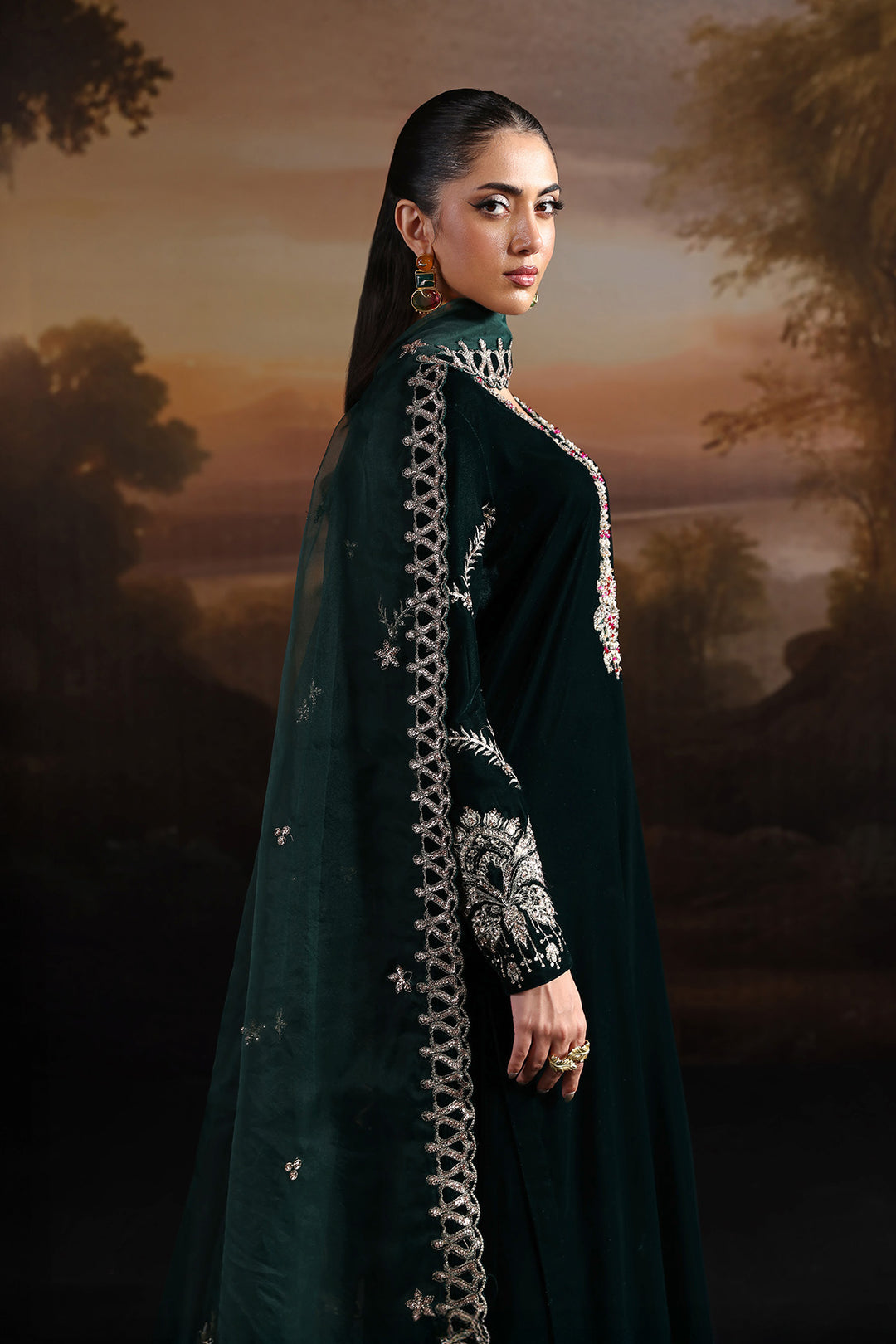 Alizeh AF-VLT-2210-Vinni Style — Mairaz Three-Piece Suit