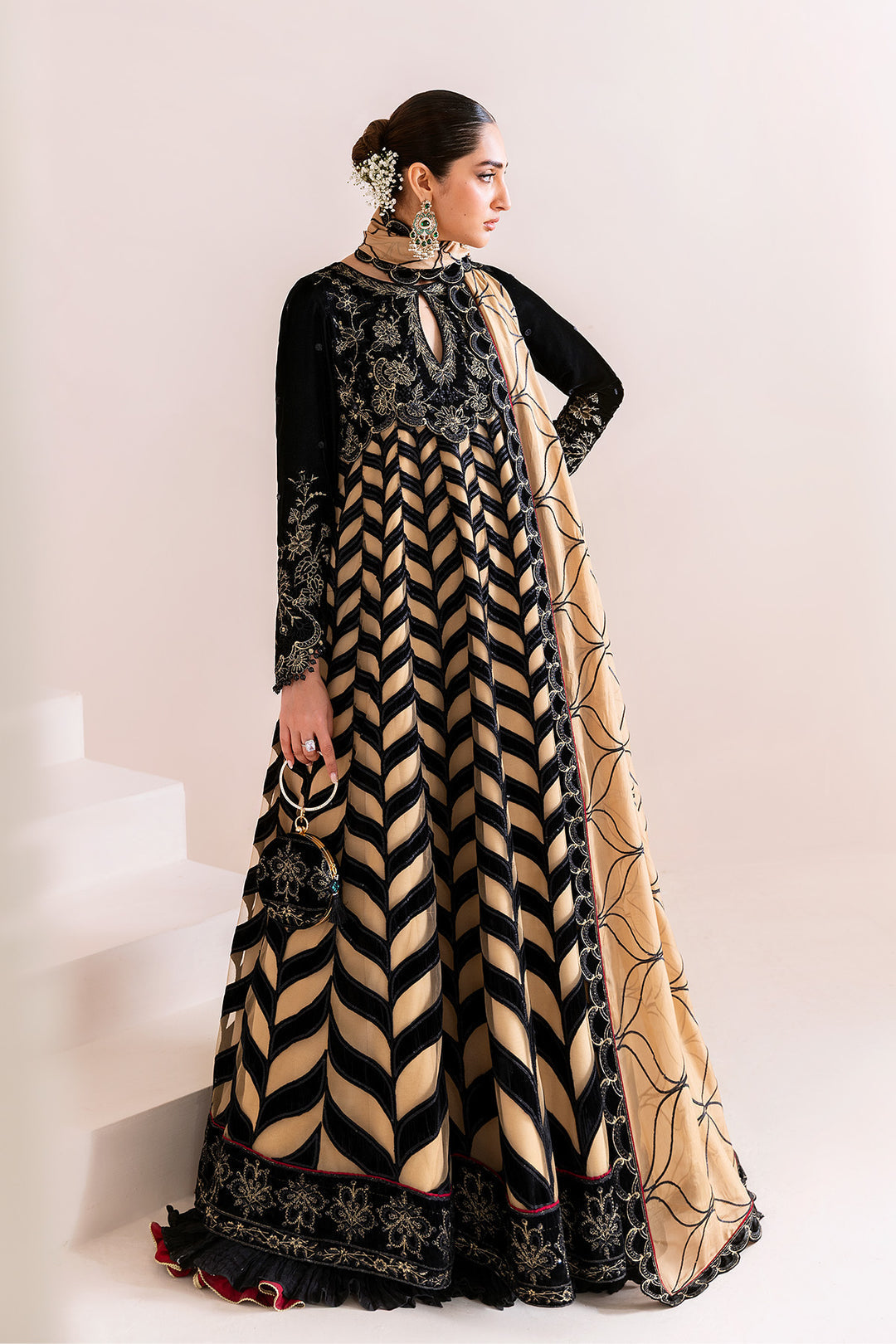 Alizeh Noor Jahan Style — Mairaz Three-Piece Suit