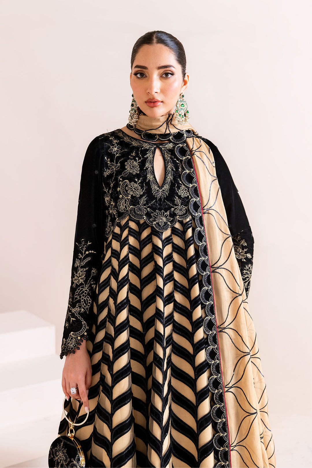 Alizeh Noor Jahan Style — Mairaz Three-Piece Suit