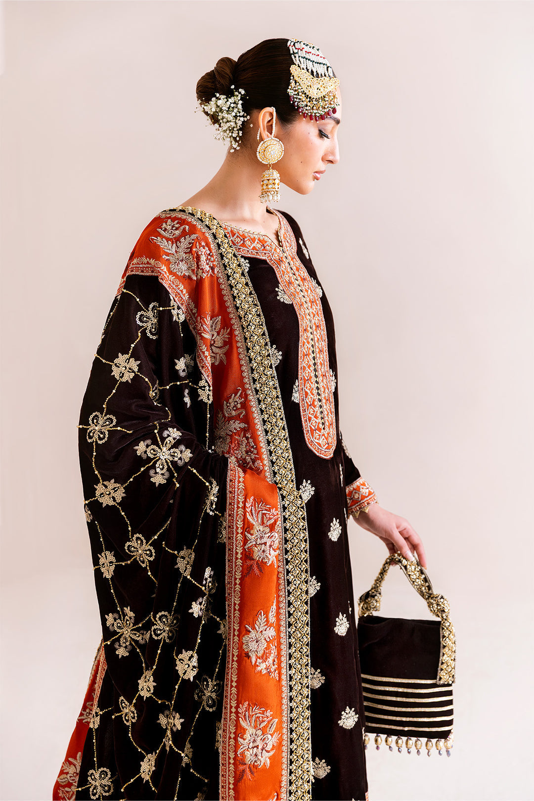 Alizeh Sabaat Style — Mairaz Three-Piece Suit