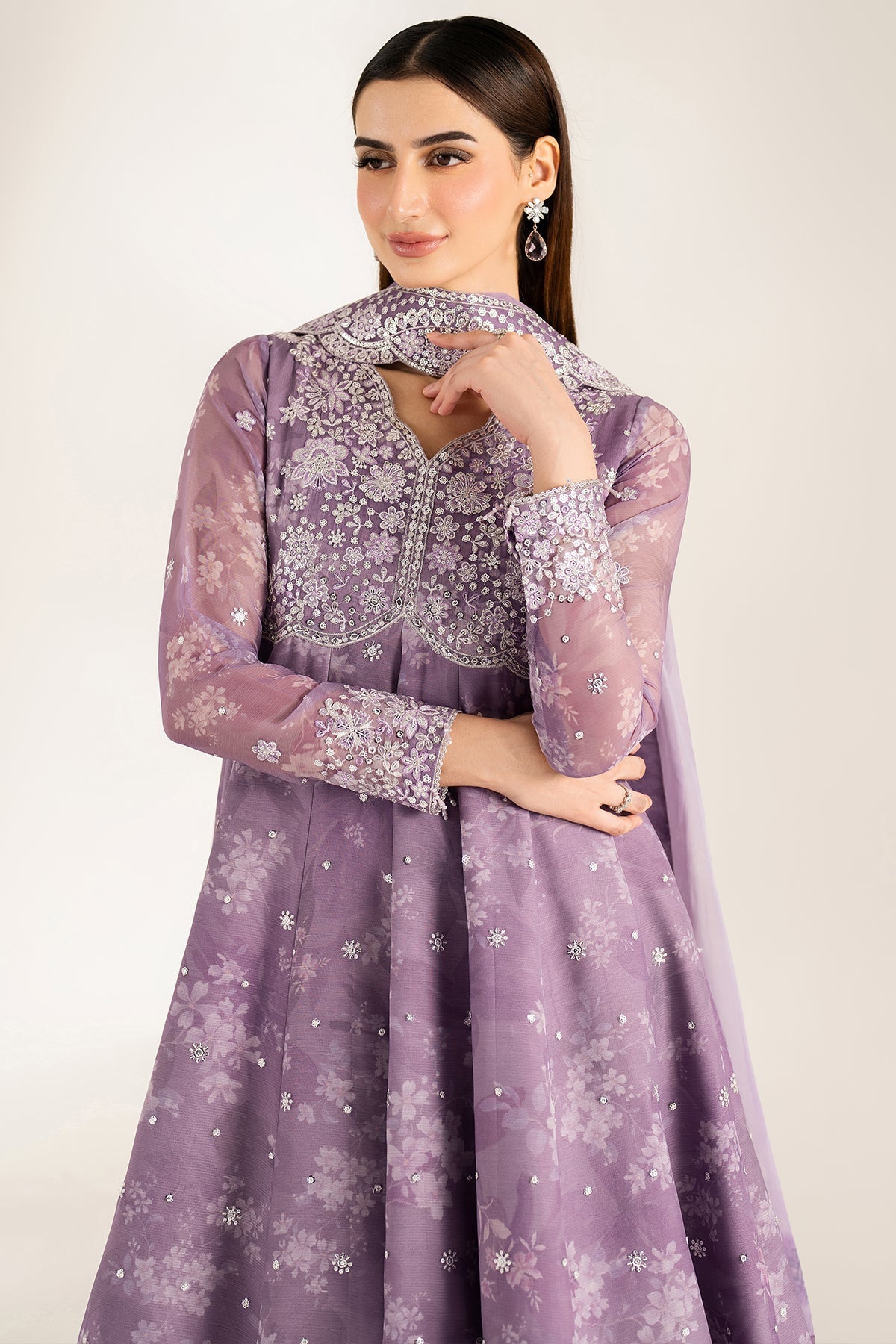 Farasha Violet Dreams Style — Mairaz Three-Piece Suit