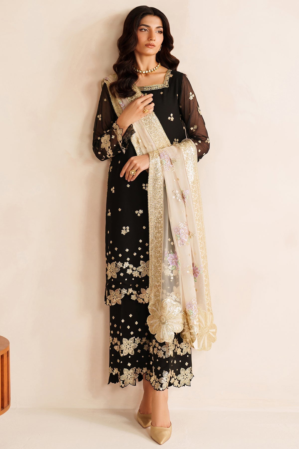 Farasha Gold Shadow Style — Mairaz Three-Piece Suit