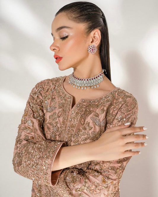 Honey Waqar – Inara Style
