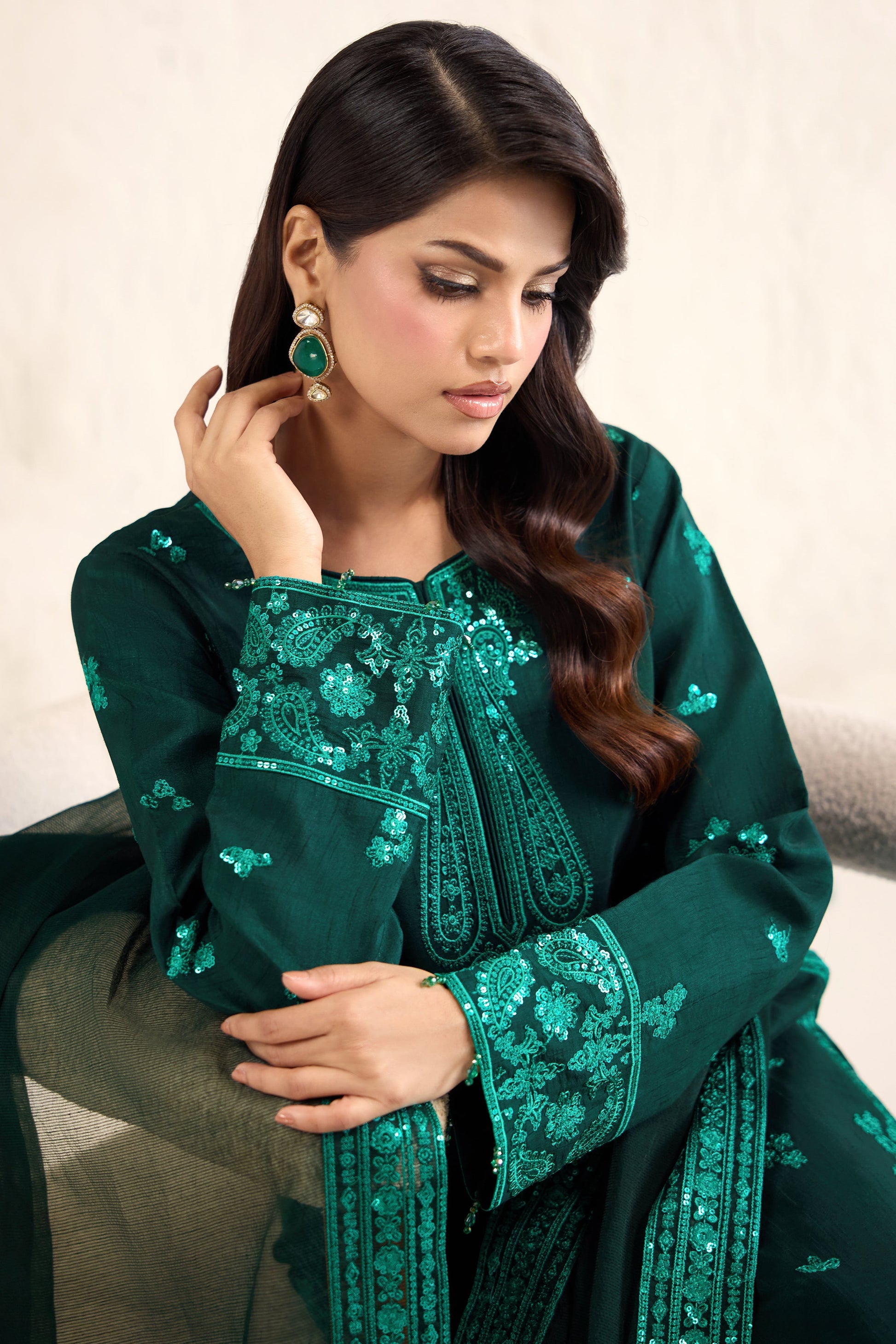 Farasha Emerald Luxe Style — Mairaz Three-Piece Suit
