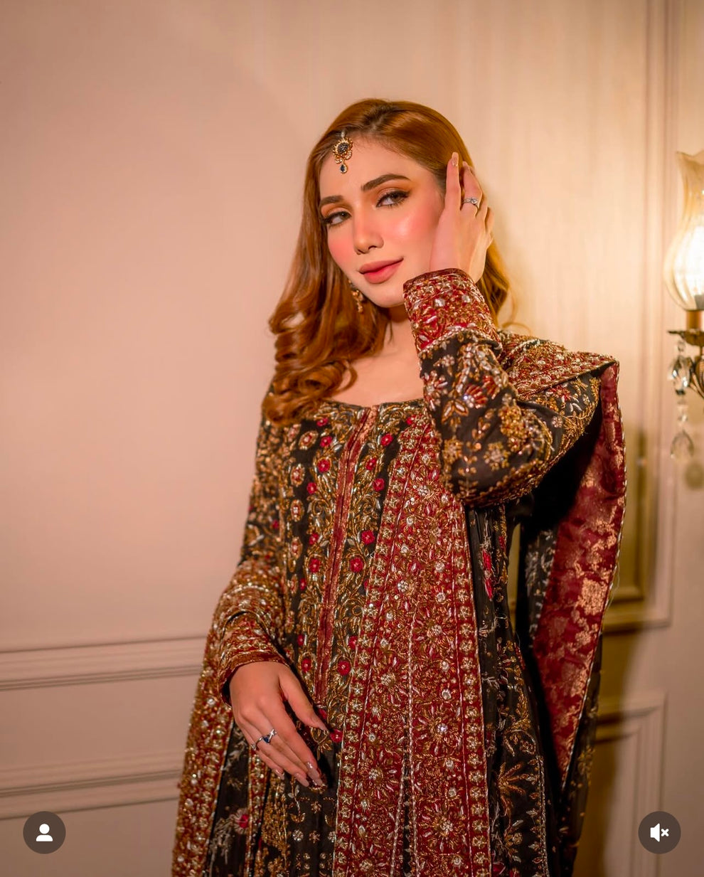 Haris Shakeel Shayna style — Mairaz black maxi reference, view 6 of 10
