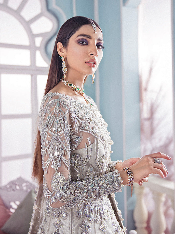 Gulaal Eredita B-4 Style — Mairaz White Lehenga