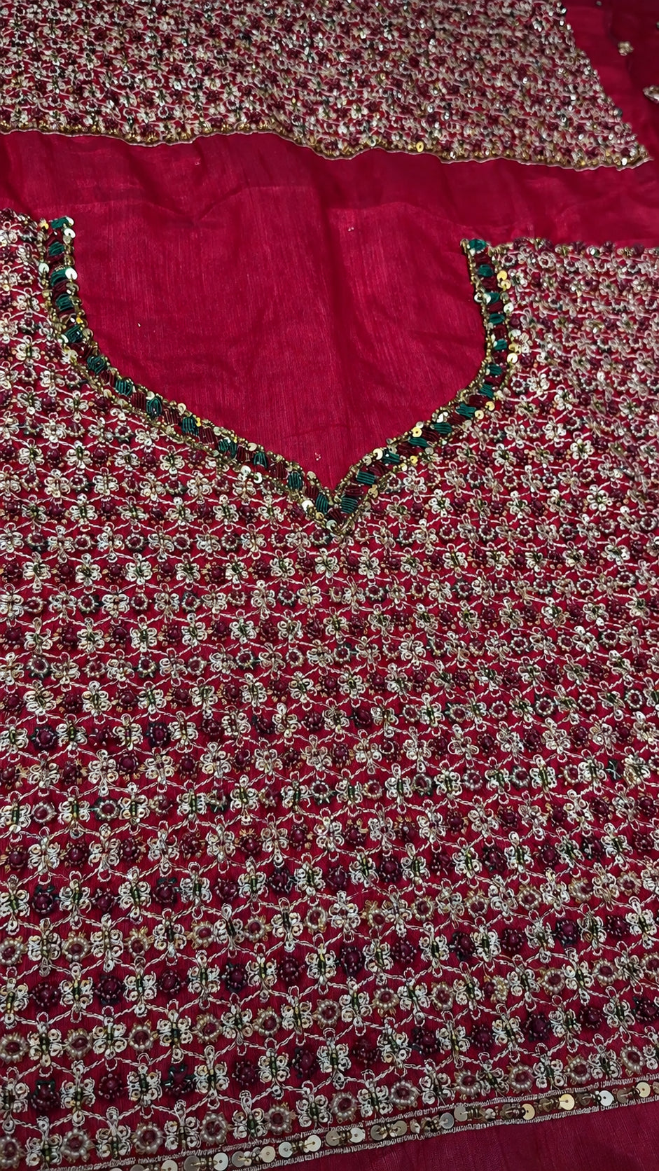 Mina Kashif – Saama Style, gold booti motif fabric detail