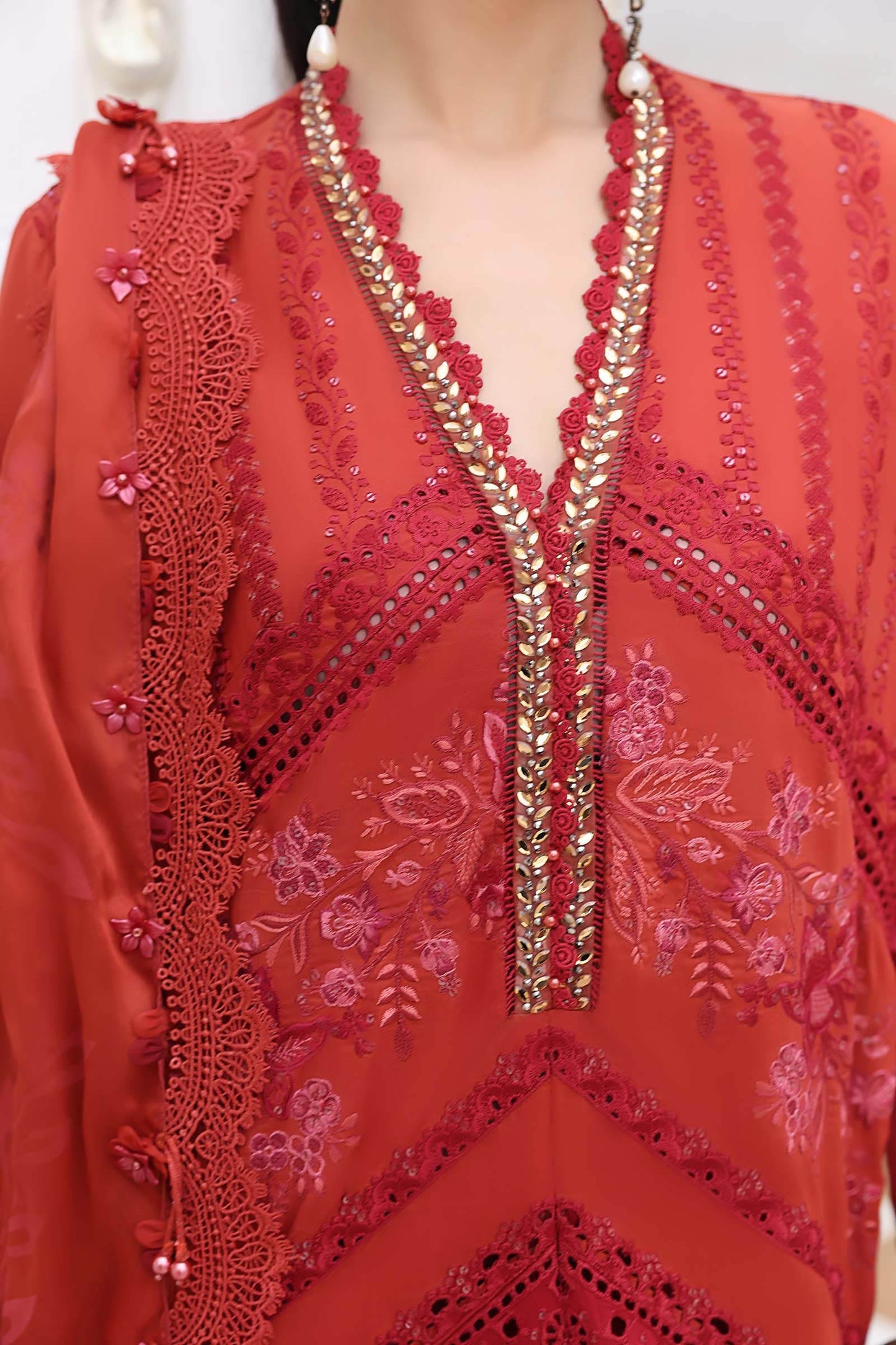 Rust lawn Pakistani suit, EL-26-13 style, embroidery detail