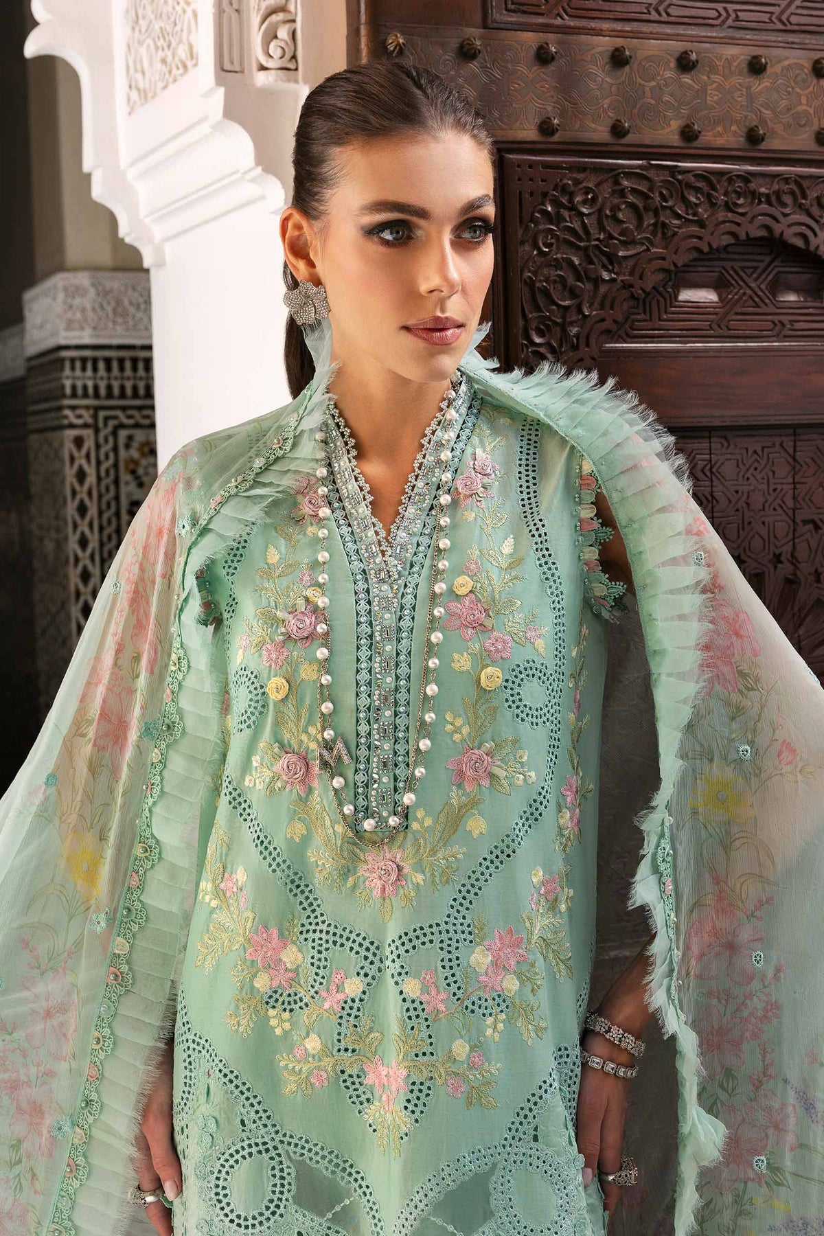 Maria B – D-2514-A Style