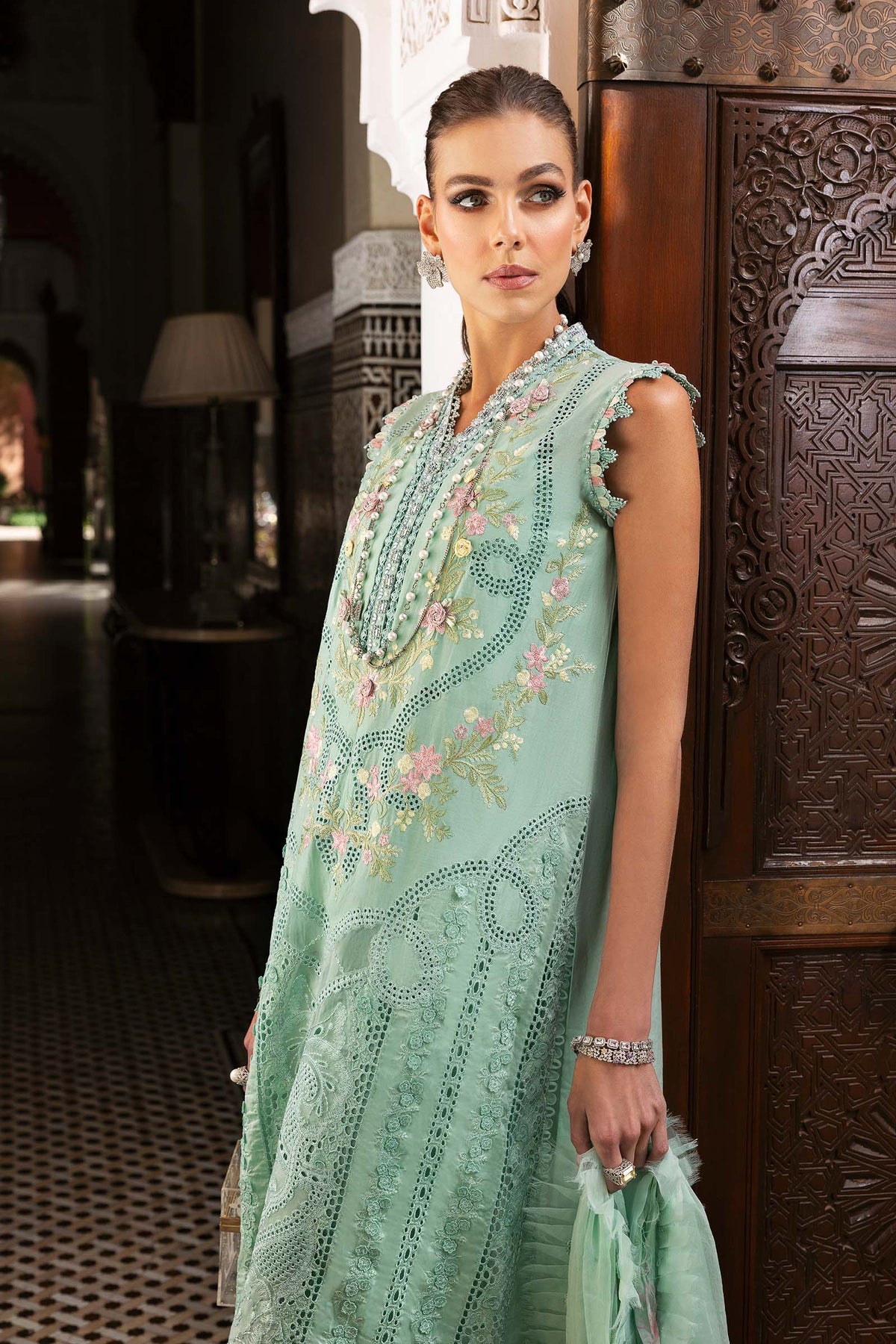 Maria B – D-2514-A Style