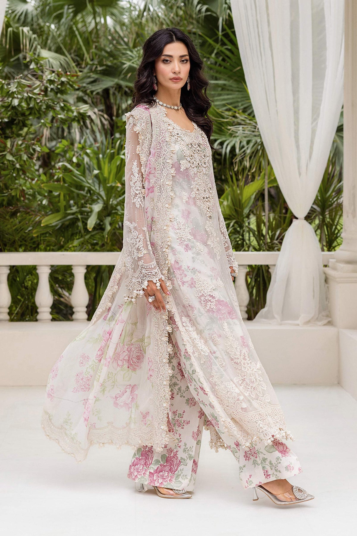 Maria.B – MPC-25-101 Off White Rose Style — Mairaz reproduction, side view, image 8 of 10